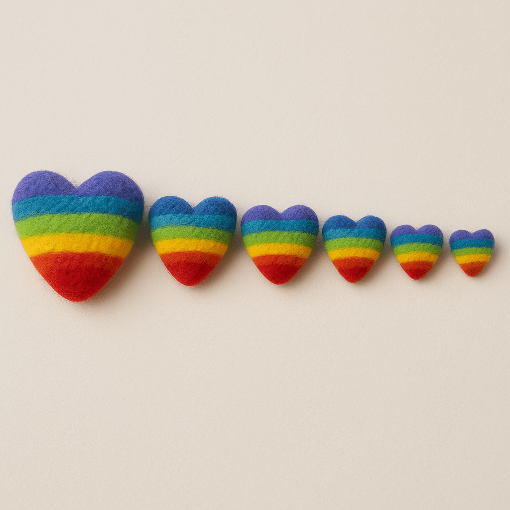 6 Regenbogen Herzen im Set aus Filz