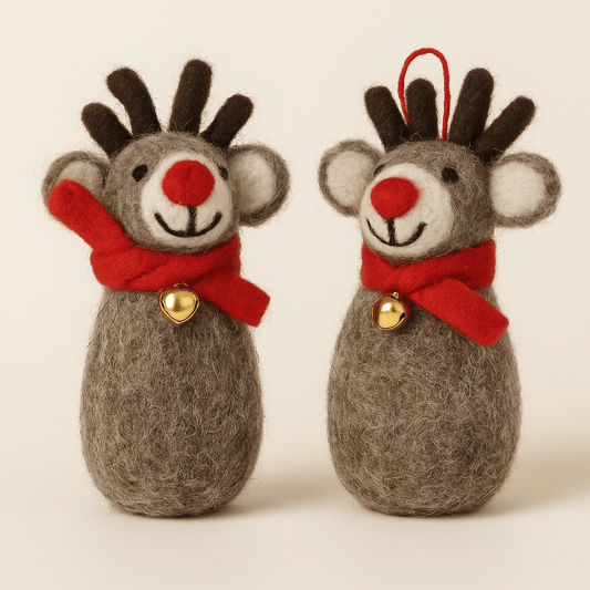 🦌 Set aus 2 handgefilzten Rentier-Figuren mit Schal & Glöckchen – Winterliche Weihnachtsdeko aus Filz