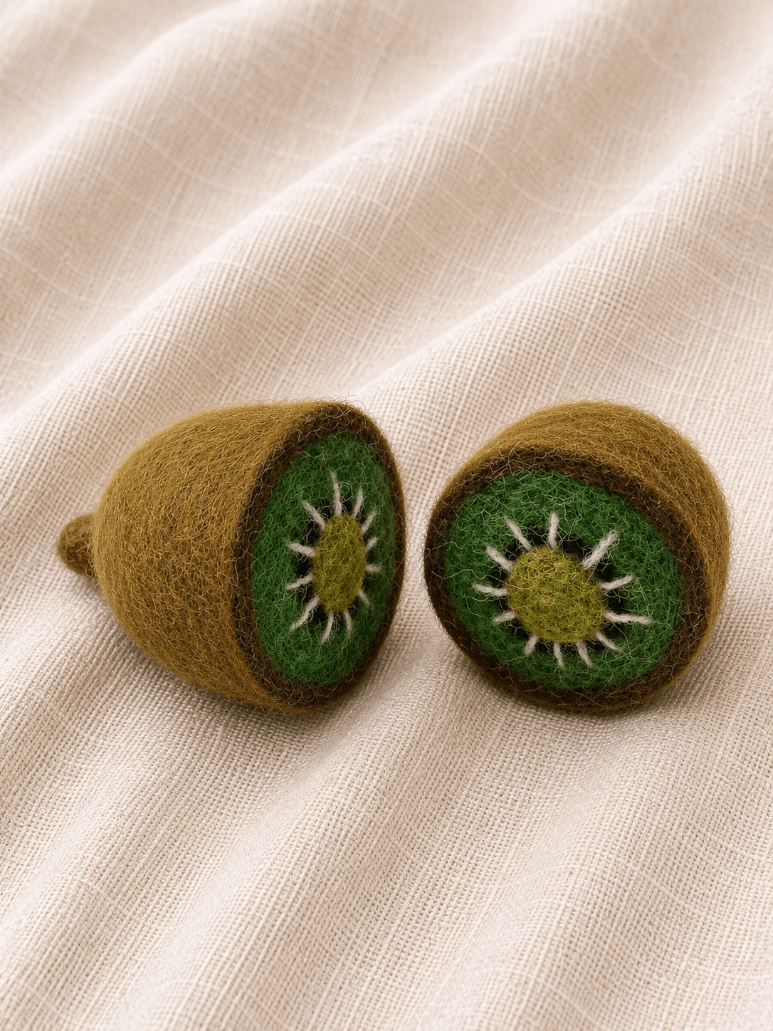 Zwei Kiwi Hälften