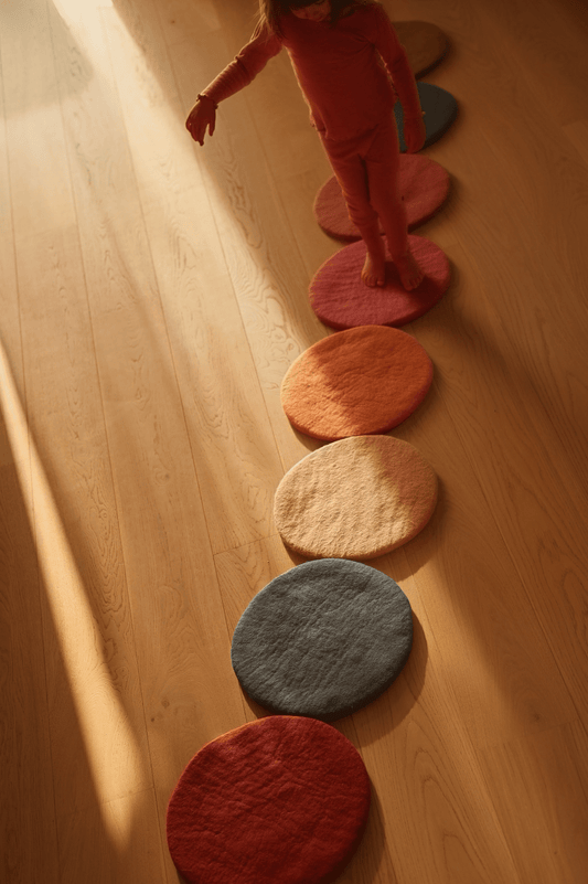 Sitzkissen Filz rund ca.35 cm 100% Wolle als Stuhlkissen Farbe 17 eisblau