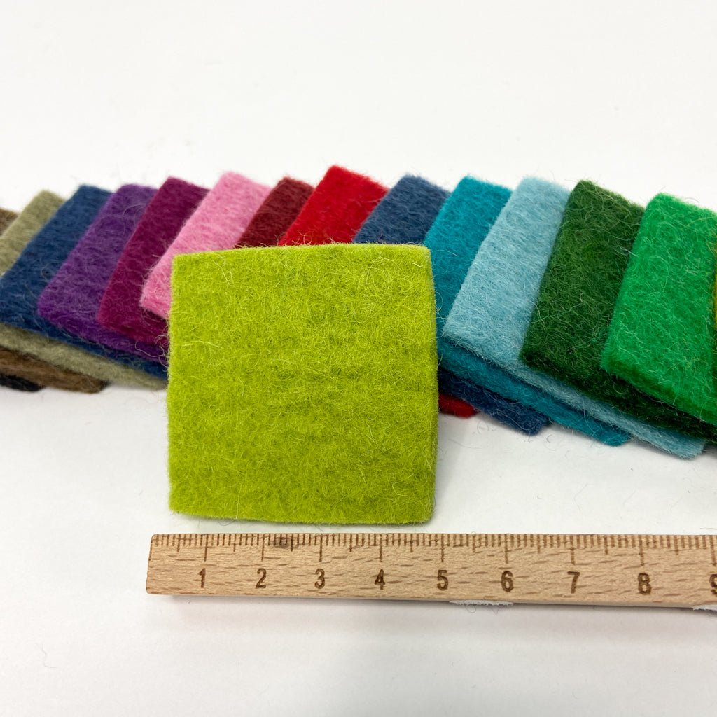 Handgemachte Filzplatten bunt gemischt 5cmx5cm - 8-Natur