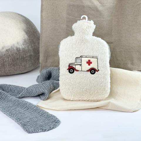 Wärmflasche Krankenwagen mit Kräutereinleger - 8-Natur
