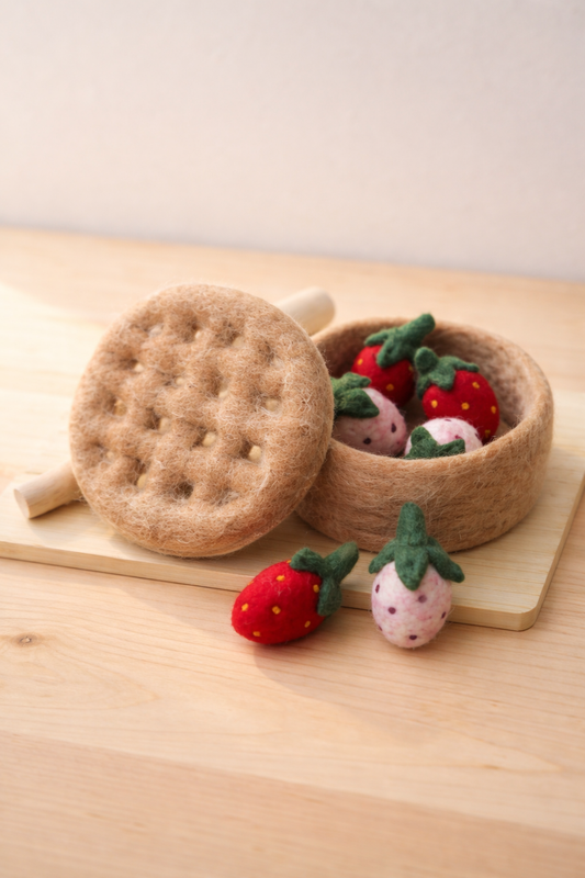 Erdbeerkuchen aus Filz, Ein Hauch Sommer