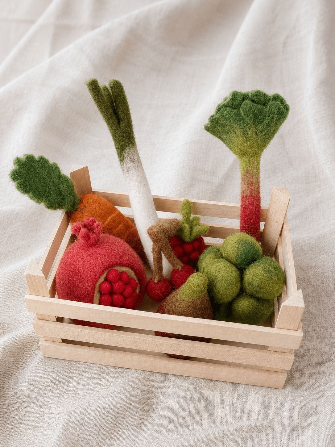 Bunter Gemüse und Obst  Korb