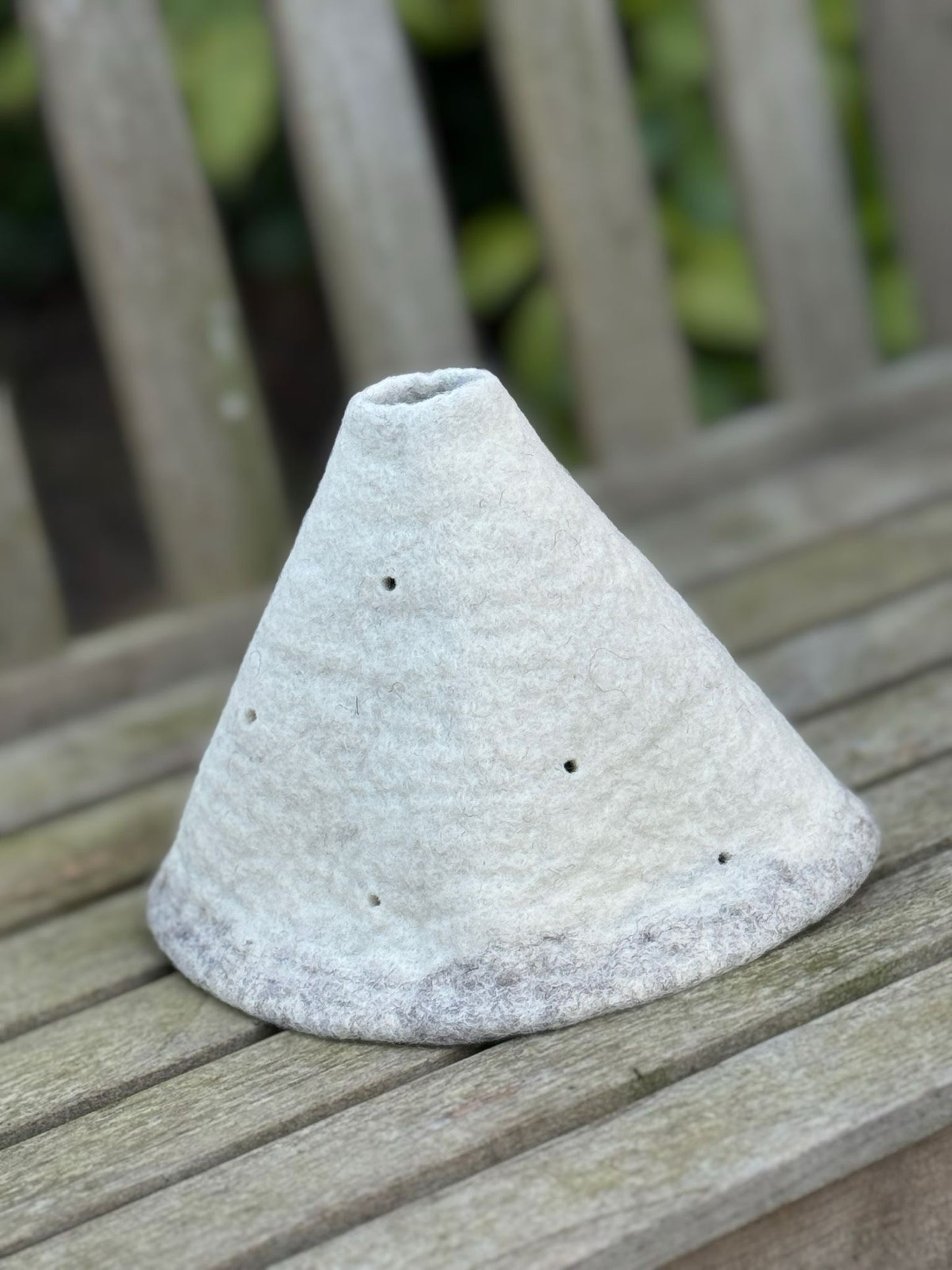 Filzvase für den Jahreszeitentisch Winterreise