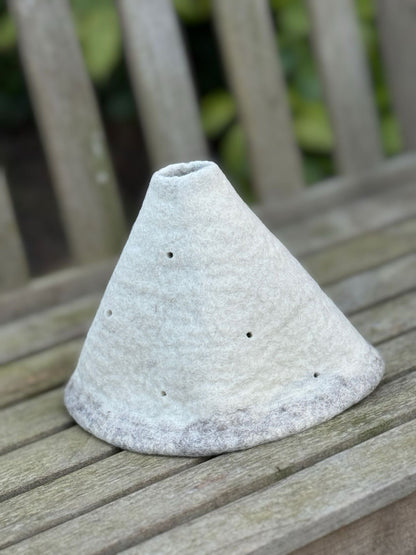 Filzvase für den Jahreszeitentisch Winterreise