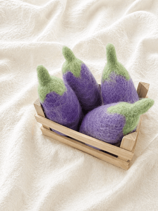 Baby Auberginen im Holzkörbchen – 4er Set