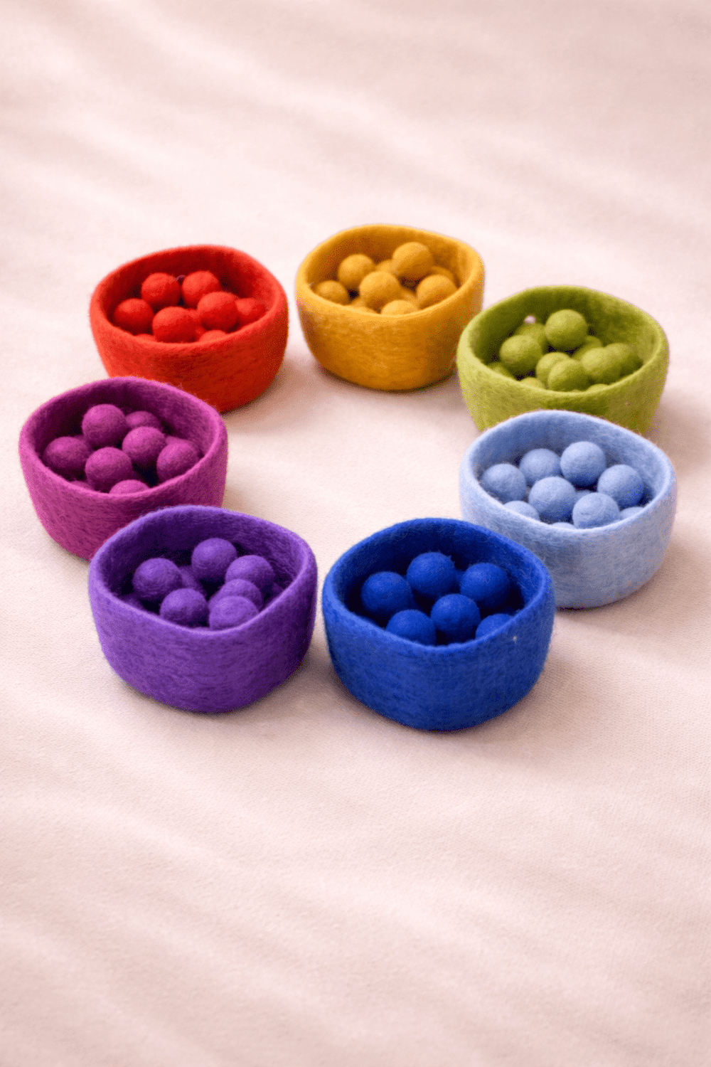 Montessori Filzschalen-Set – Spielerisch Farben & Feinmotorik entdecken