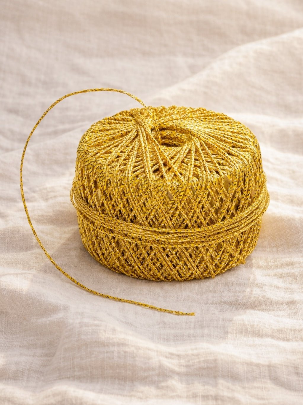 Glänzende Kordel Gold 2 mm – Bastelkordel 20 m für DIY, Dekoration & Geschenkverpackung