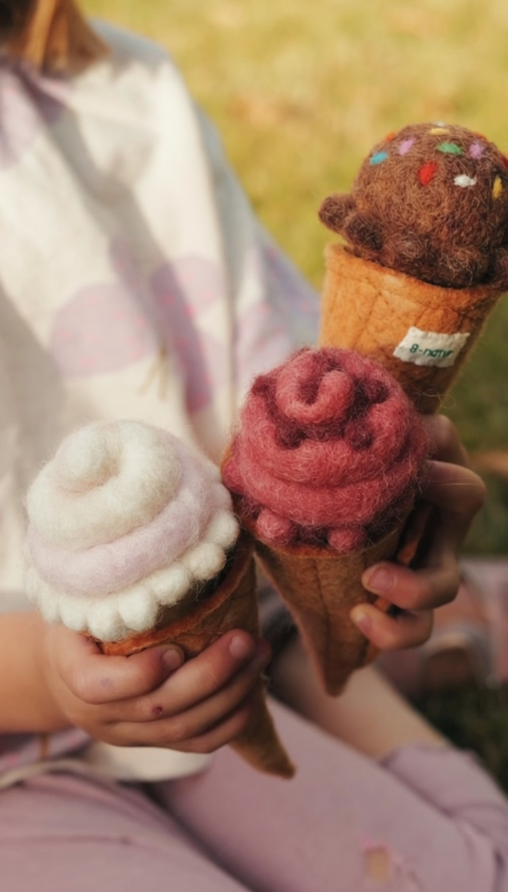 Eis spaß 3 Eiskugeln mit Waffeln