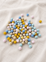 100 Filzkugeln 1 cm pastel