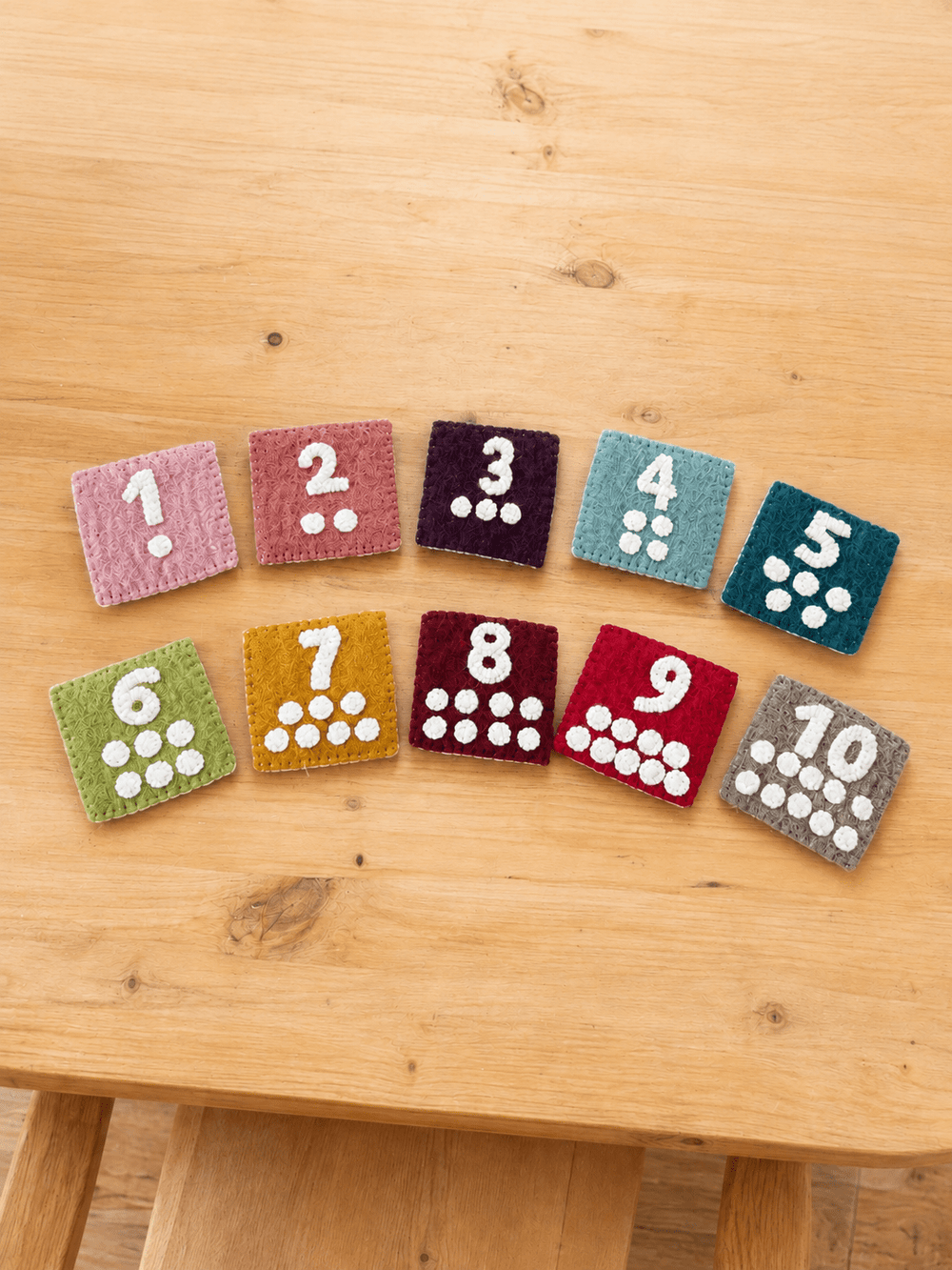 Montessori Zahlen spielerisch lernen