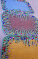 Handgefilzter Spielteppich Blumenwiese in 3 Farben– ein zauberhafter Ort für Fantasie