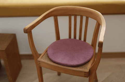 Sitzkissen Filz rund ca.35 cm 100% Wolle als Stuhlkissen Farbe 37 aubergine