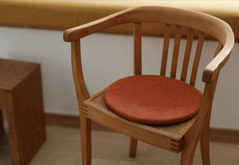 Sitzkissen Filz rund ca.35 cm 100% Wolle als Stuhlkissen Farbe 43 krapp