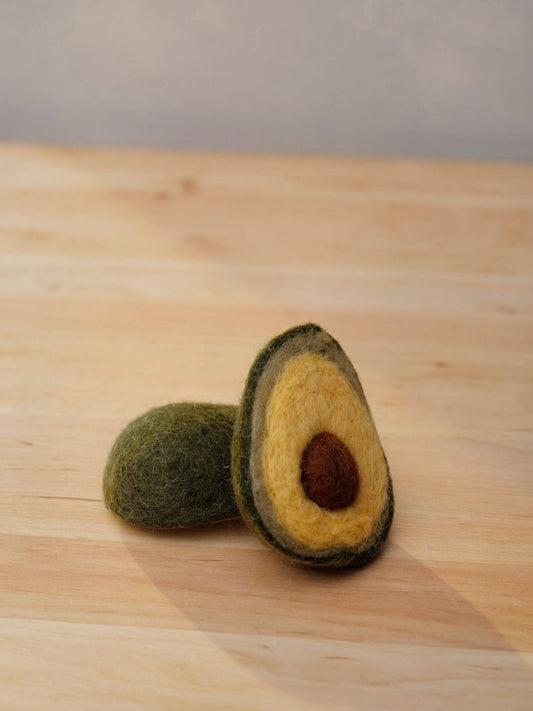 Zwei Avocadohälften