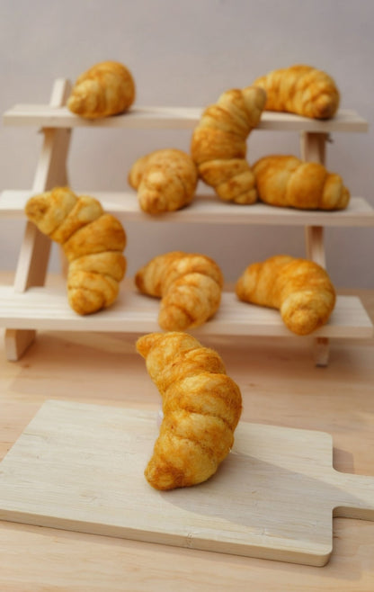 Gefilztes Croissant für Kaufladen