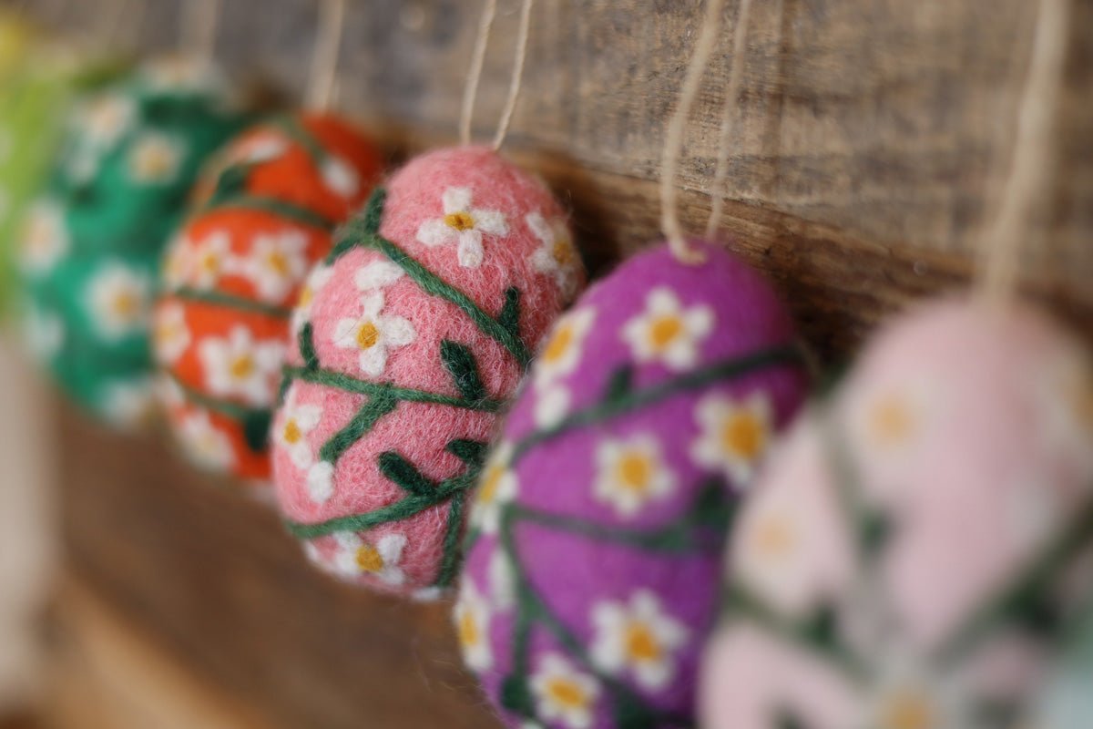 Filzei giftgrün mit Blumen - 8-Natur