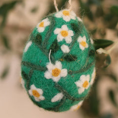 Filzei giftgrün mit Blumen