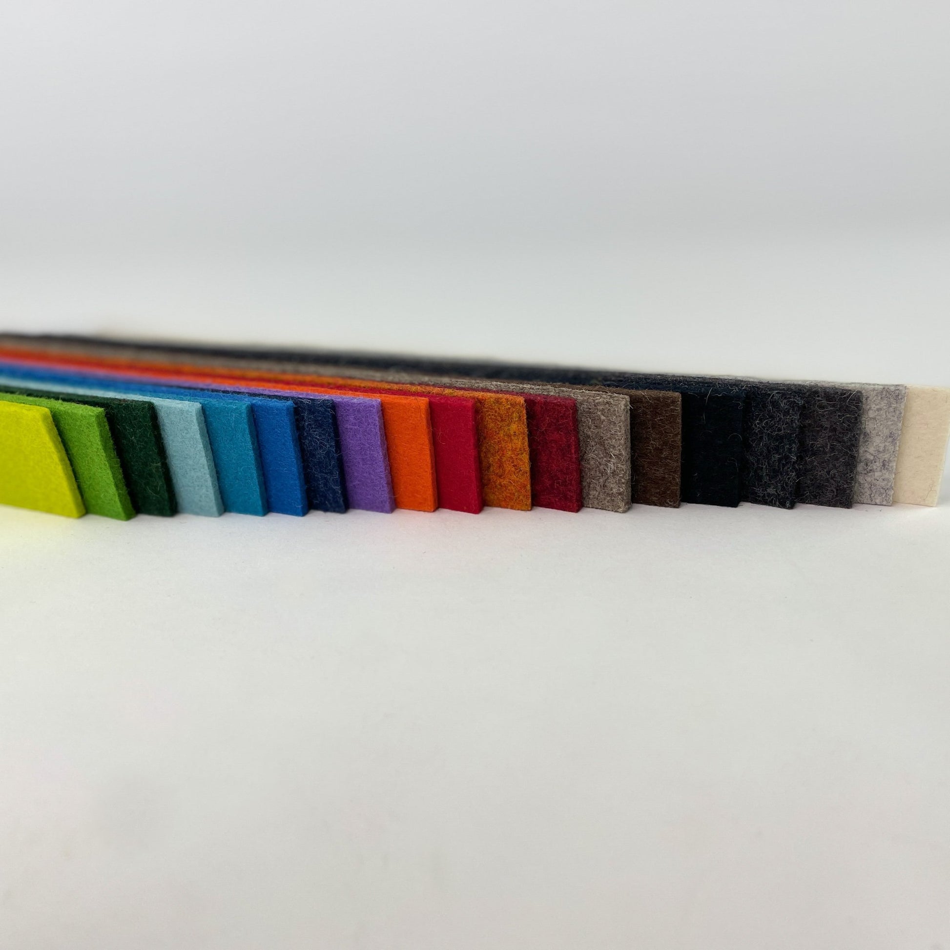 Filzstreifen 25 x 3 cm zum Aussuchen - 8-Natur